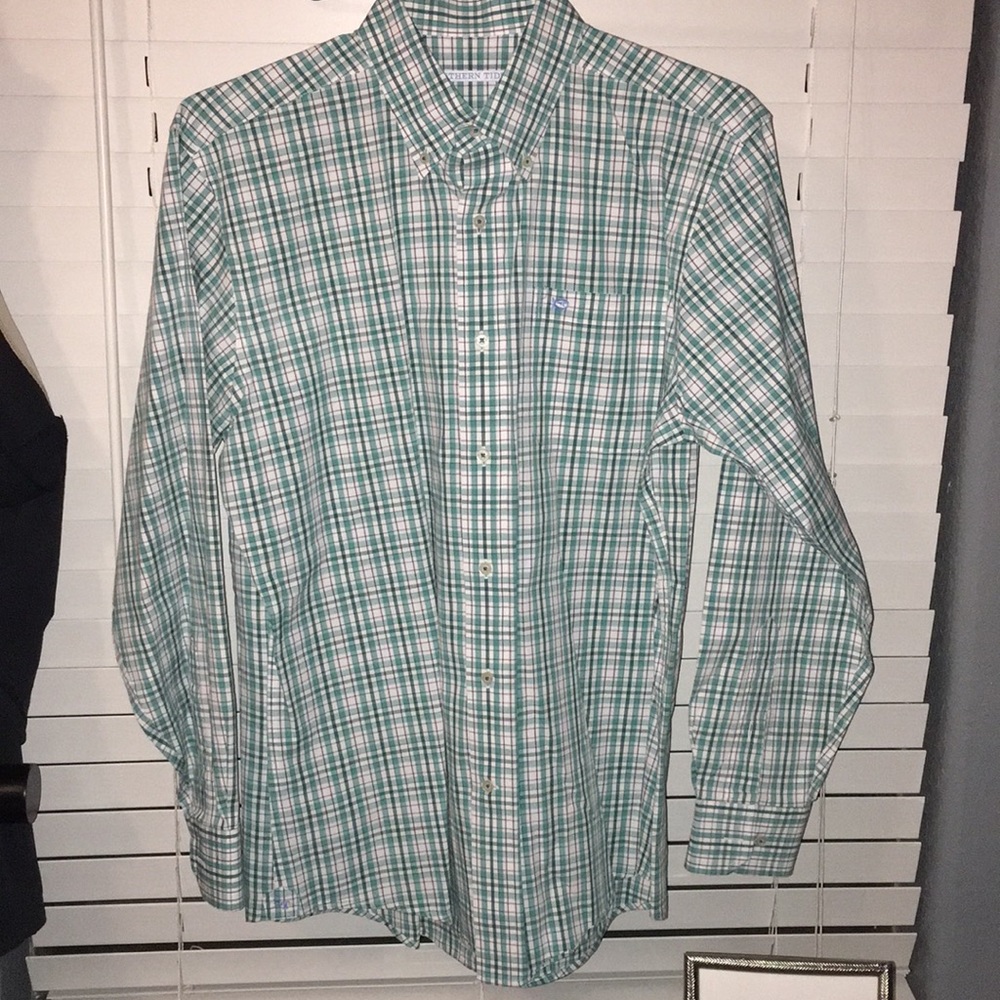 Southern Tide Button Down Shirt